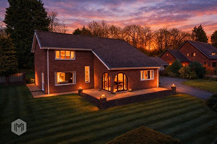 4 Bedroom Detached House For Sale In Northwold Drive, Bolton, Greater Manchester, BL1