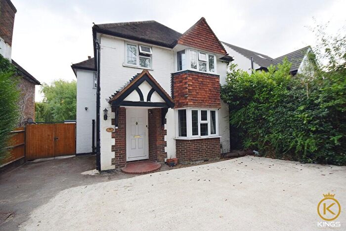 5 Bedroom Semi Detached House To Rent In Ash Grove, Guildford, GU2