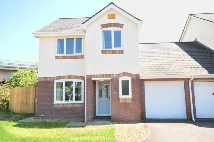 3 Bedroom Detached House To Rent In Middlegate Court, Cowbridge, CF71