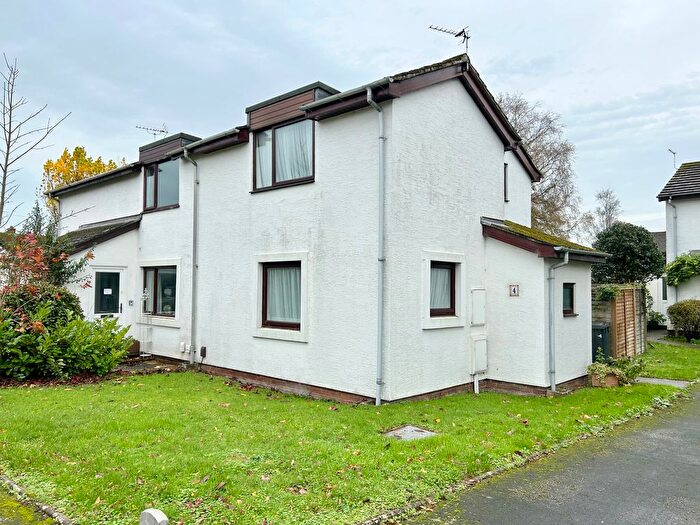 1 Bedroom Semi-Detached House To Rent In Balmoral Gardens, Topsham, EX3