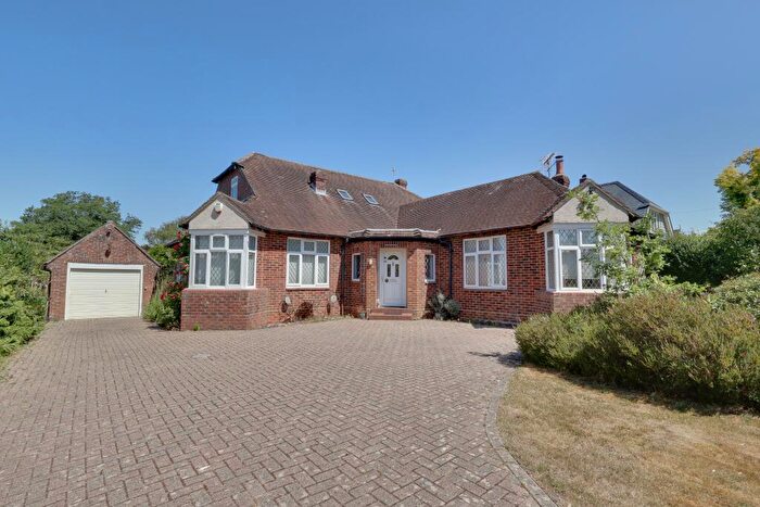 5 Bedroom Detached House For Sale In Uplands Road, Denmead, PO7