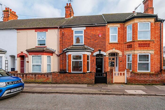 3 Bedroom Terraced House For Sale In Sussex Road, Lowestoft, NR32