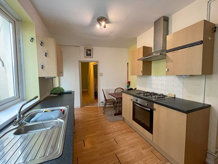 3 Bedroom Terraced House To Rent In Well Street, Porthcawl, CF36