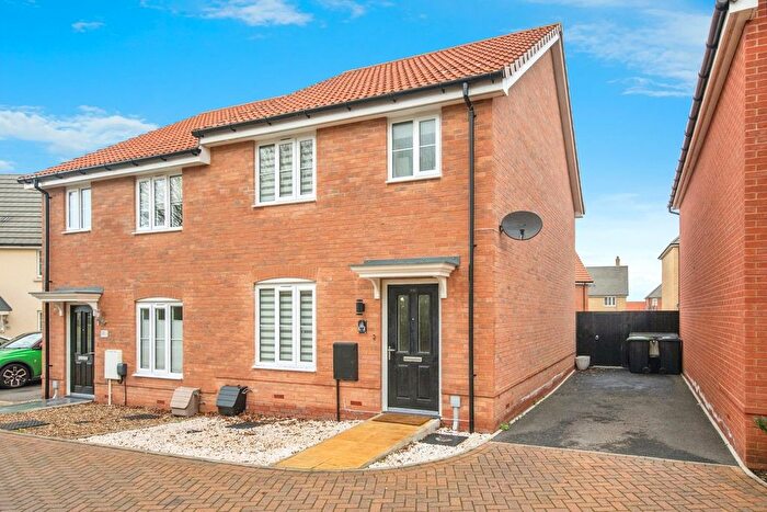 3 Bedroom Semi Detached House For Sale In Jarmain Road, Stowmarket, Suffolk, IP14