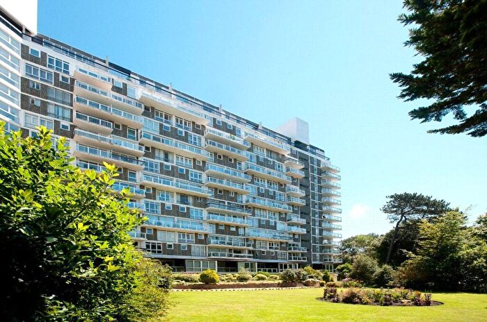 2 Bedroom Apartment To Rent In Admirals Walk, West Cliff Road, Bournemouth, Dorset, BH2