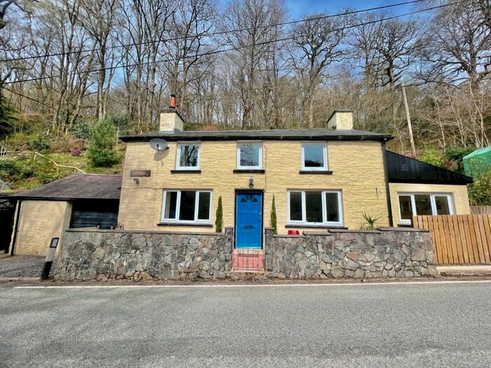 3 Bedroom Cottage For Sale In Tanrallt, Pontrhydygroes, Ystrad Meurig, SY25