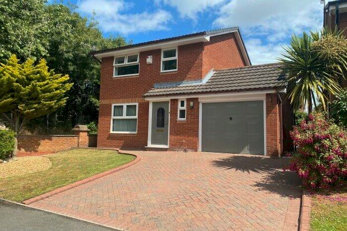 3 Bedroom Property To Rent In Cottonwood, Liverpool, L17