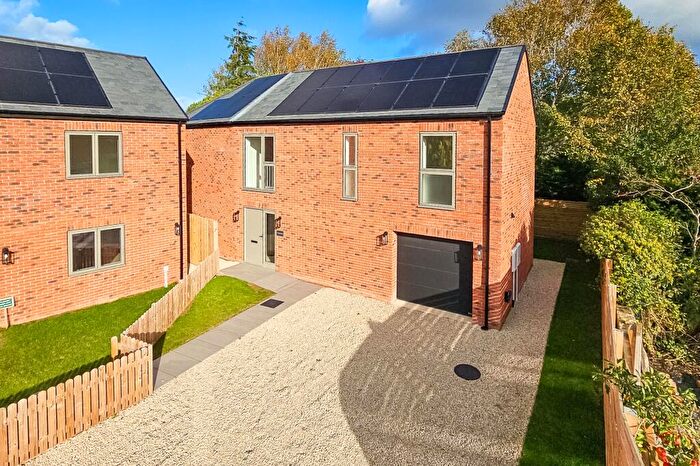 4 Bedroom Detached House To Rent In Boroughbridge Road, Bishop Monkton, HG3