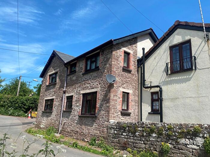 2 Bedroom Apartment For Sale In Llanishen, Chepstow, NP16