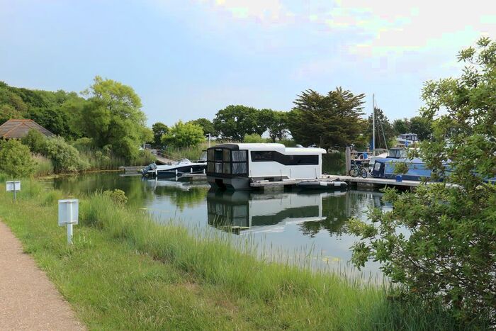 2 Bedroom Houseboat For Sale In Chichester Marina, Chichester, West Sussex, PO20