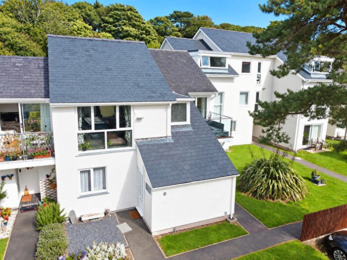 2 Bedroom House For Sale In Ffordd Garnedd, Y Felinheli, LL56