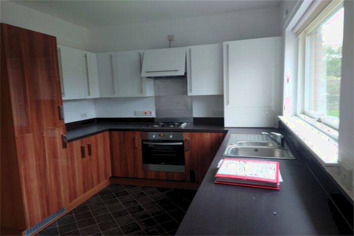 2 Bedroom Flat To Rent In Ferry Road Drive, EH4