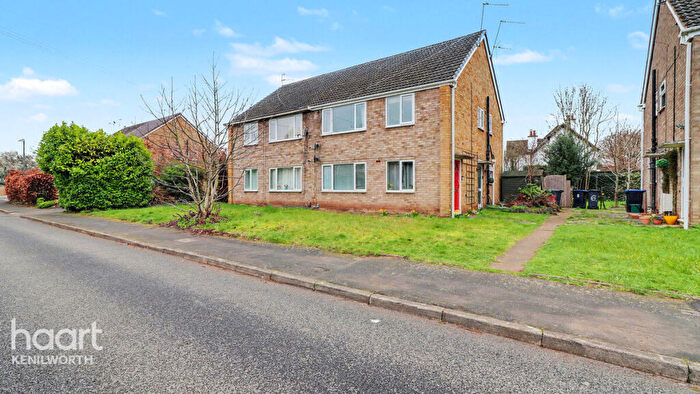 2 Bedroom Maisonette For Sale In Denton Close, Kenilworth, CV8
