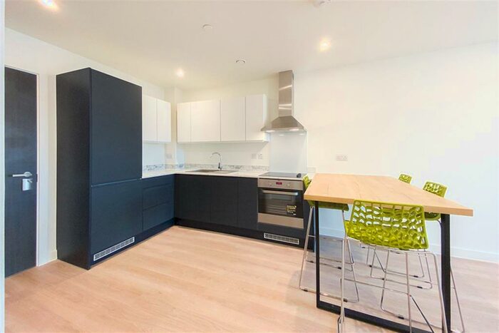 2 Bedroom Apartment To Rent In Exchange Point, M3