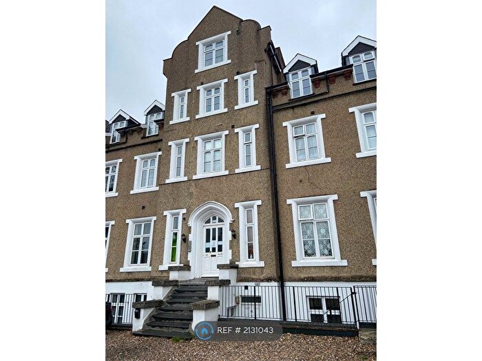 1 Bedroom Flat To Rent In Upton Park, Slough, SL1