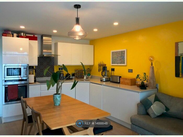 1 Bedroom Flat To Rent In Garratt Lane, London, SW18