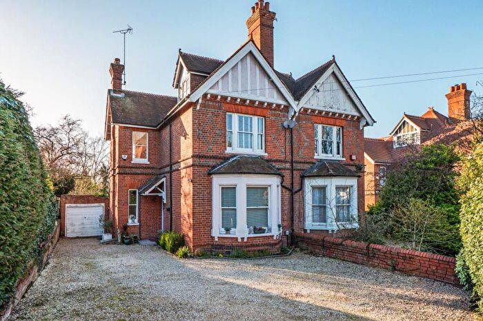 5 Bedroom Semi Detached House For Sale In Town Centre, Berkshire, RG30