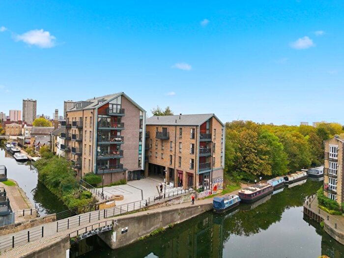 1 Bedroom Apartment For Sale In Bow Wharf, Bow, E3