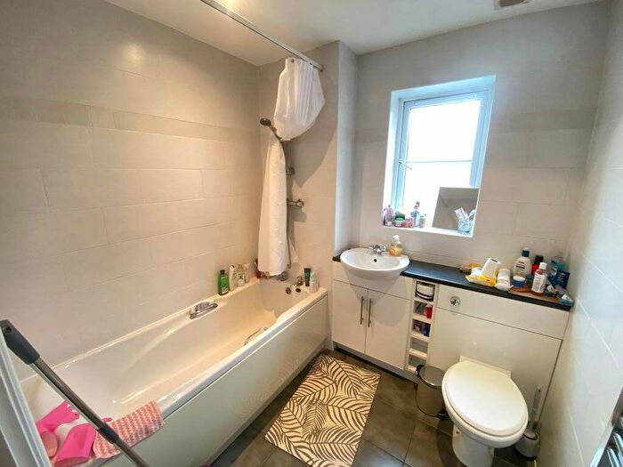 2 Bedroom Apartment To Rent In Grace Dieu Court, Loughborough - Inc Bills Options, LE11