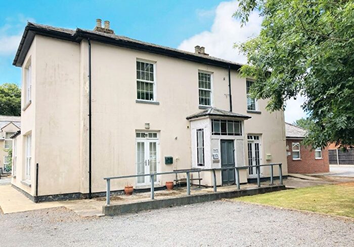 2 Bedroom Flat For Sale In Flat Sudeley House, Wharf Street, Sutton Bridge, Spalding, Lincolnshire, PE12