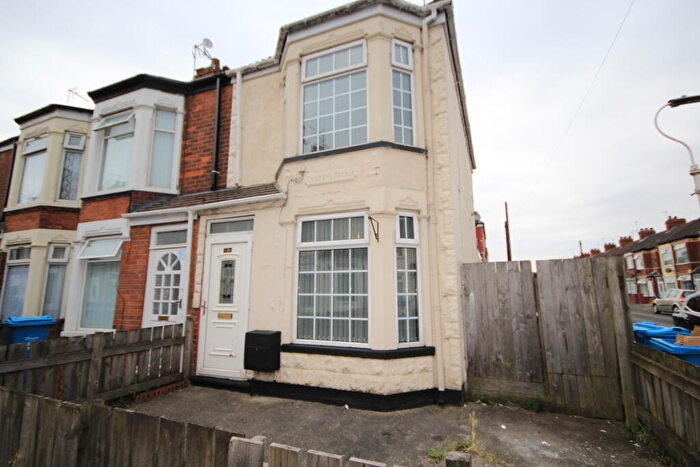 2 Bedroom End Of Terrace House To Rent In Derwent Avenue, Hampshire St, Hull, HU4