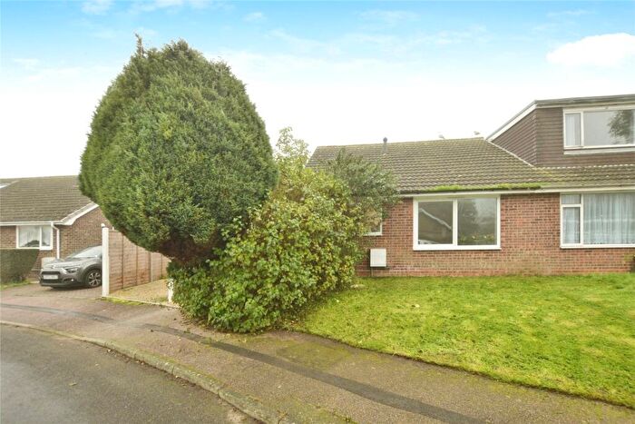 2 Bedroom Bungalow For Sale In Fern Close, Hawkinge, Folkestone, Kent, CT18