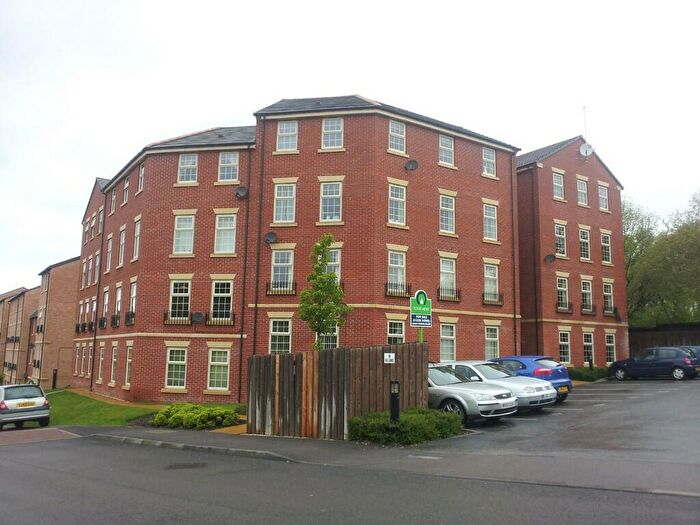 2 Bedroom Flat To Rent In Barnsbridge Grove, Barnsley, S70