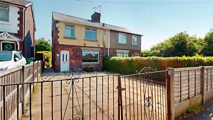 3 Bedroom Semi-Detached House For Sale In Ormskirk Road, Rainford, WA11