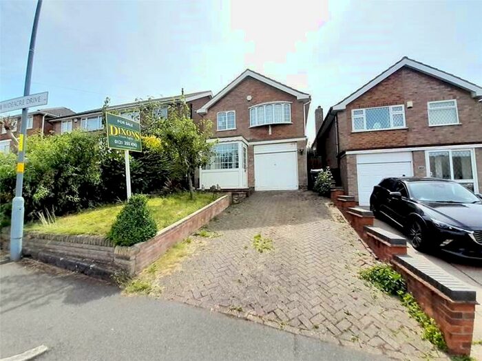 3 Bedroom Semi-Detached House To Rent In Wideacre Drive, Kingstanding, B44