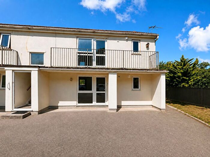 2 Bedroom Flat For Sale In Esplanade, Burnham On Sea, Somerset, TA8