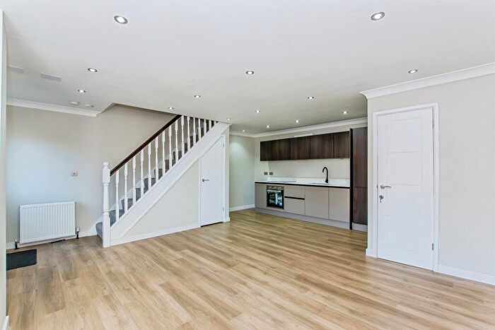 3 Bedroom Terraced House For Sale In Bruce Court, Chapel Road, Wisbech, PE13