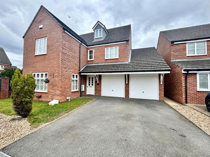 5 Bedroom Detached House To Rent In Amble Close, Sutton Coldfield, B74