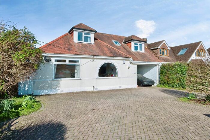 4 Bedroom Detached House For Sale In Christchurch Road, West Parley, Ferndown, BH22