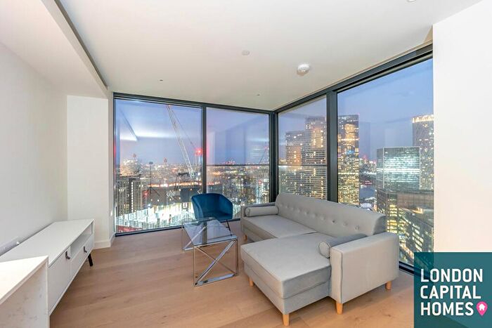 2 Bedroom Apartment To Rent In Hampton Tower, Marsh Wall, London, E14