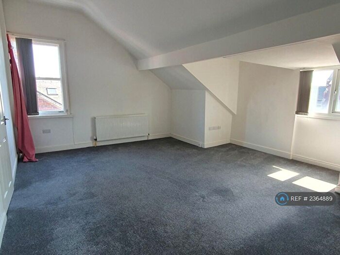 1 Bedroom Flat To Rent In Lawn Road, Doncaster, DN1