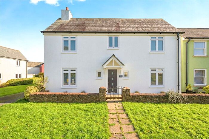 4 Bedroom Detached House For Sale In Staddiscombe Road, Plymouth, Devon, PL9
