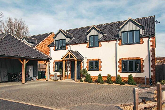 3 Bedroom Detached House For Sale In Snettisham, Kings Lynn, PE31