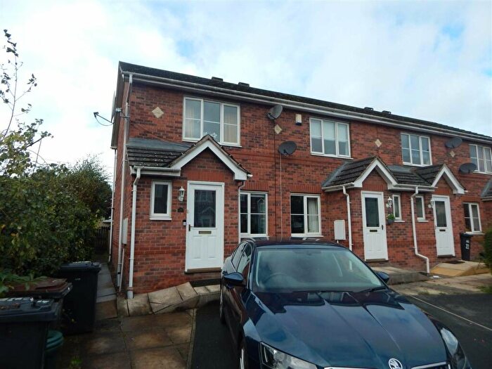 2 Bedroom End Of Terrace House To Rent In Lynden Close, Ripon, North Yorkshire, HG4