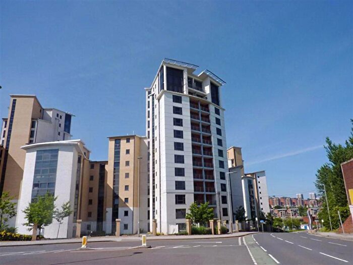 2 Bedroom Apartment To Rent In Baltic Quay, Mill Road, Gateshead, Tyne And Wear, NE8