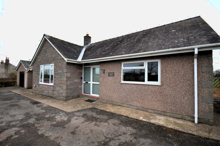 3 Bedroom Bungalow To Rent In Skiddaw View, Low Harker, CA6
