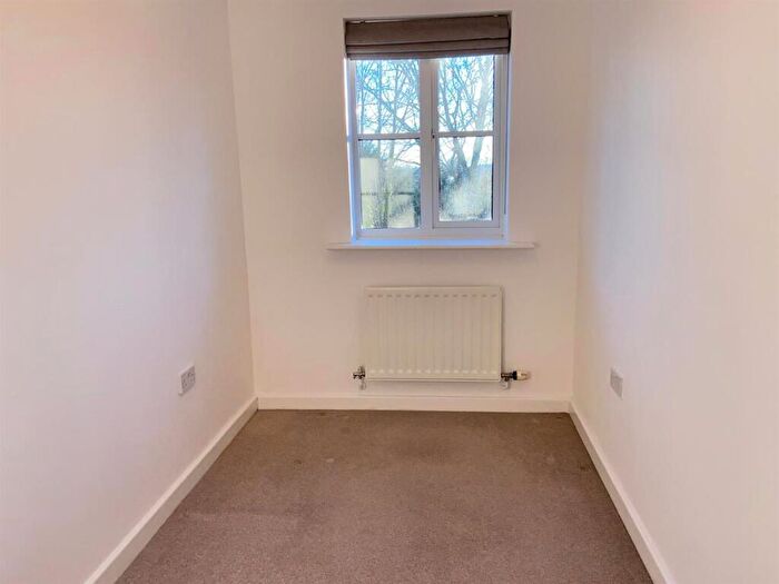 2 Bedroom Apartment To Rent In Wycliffe Court, Chester, CH2