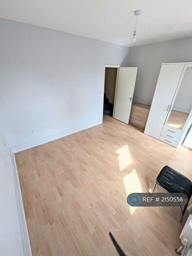 5 Bedroom Terraced House To Rent In Ladysmith Avenue, London, E6