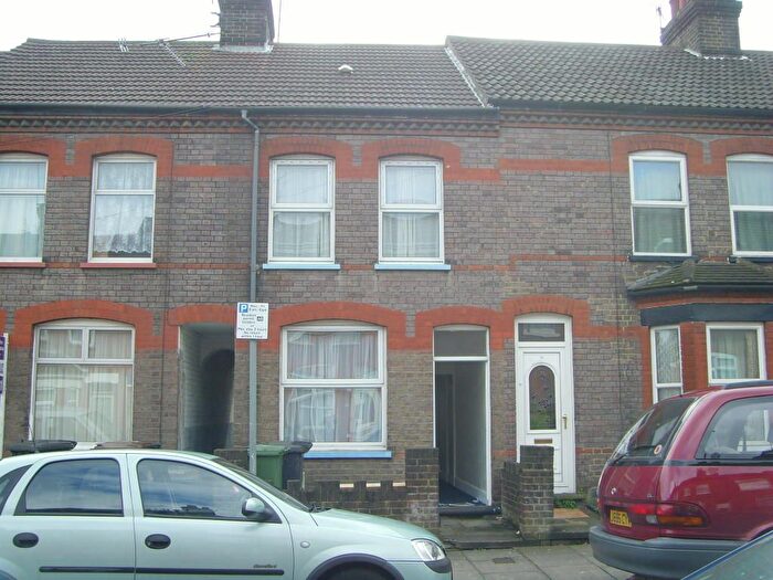 2 Bedroom Terraced House To Rent In Althorp Road, Luton, LU3