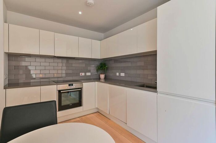 Studio To Rent In Corsair House, Royal Wharf, Silvertown, London, E16