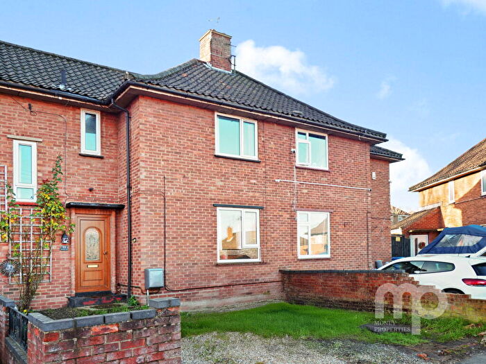 4 Bedroom Terraced House For Sale In Property With Student Let Potential Hellesdon Close, Norwich, Norfolk., NR6