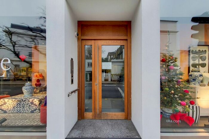 2 Bedroom Flat To Rent In Fulham Road, Chelsea, London, SW3