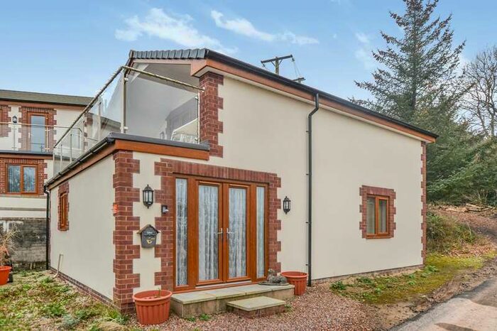 2 Bedroom Lodge Character Property For Sale In Forest Park Lodges, High Bickington, Umberleigh, EX37