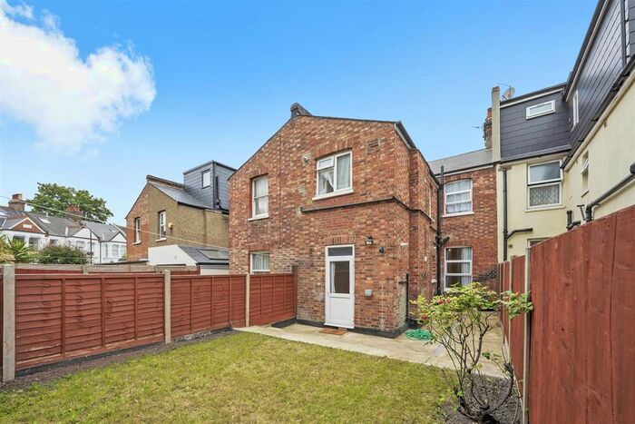 1 Bedroom Flat To Rent In Howard Road, London, NW2