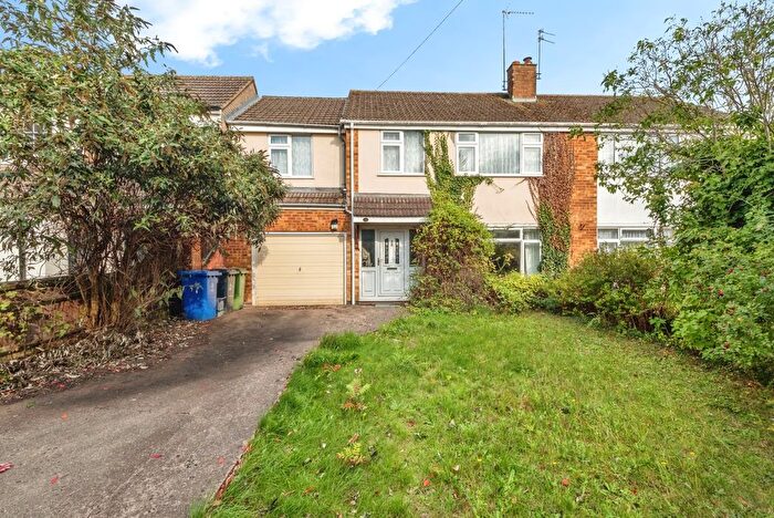 5 Bedroom Semi-Detached House For Sale In Chacombe Road, Middleton Cheney, Banbury, Northamptonshire, OX17