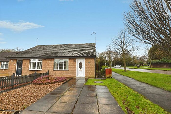 2 Bedroom Terraced Bungalow For Sale In Howdale Road, Hull, HU8